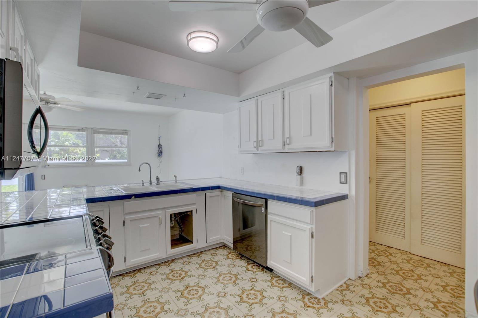 Listing Photo 17