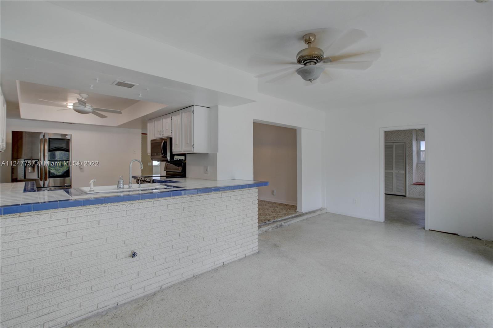 Listing Photo 7