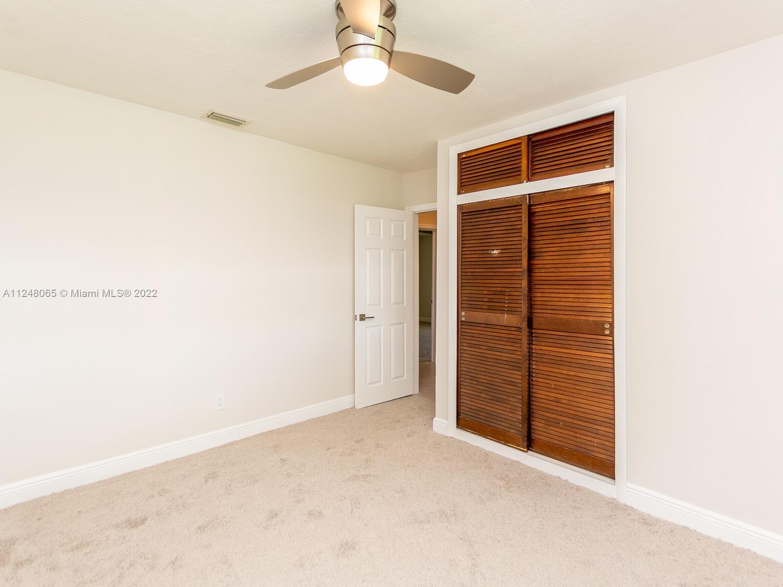 Listing Photo 38