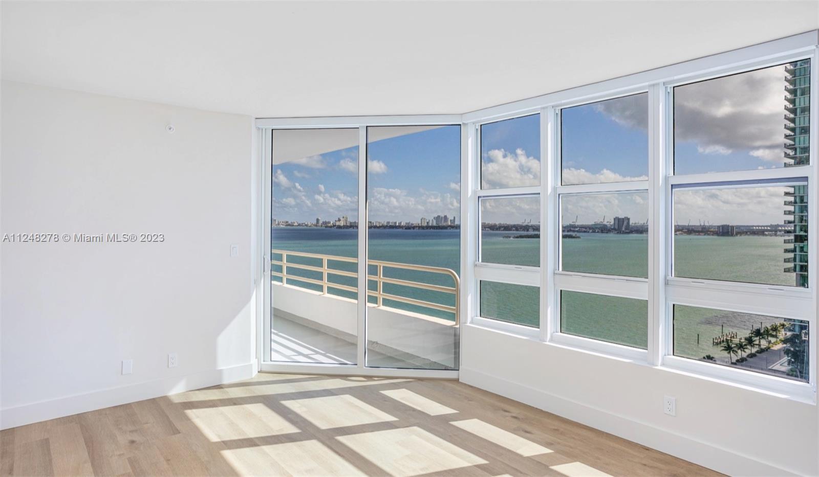 555 NE 34th St 2401