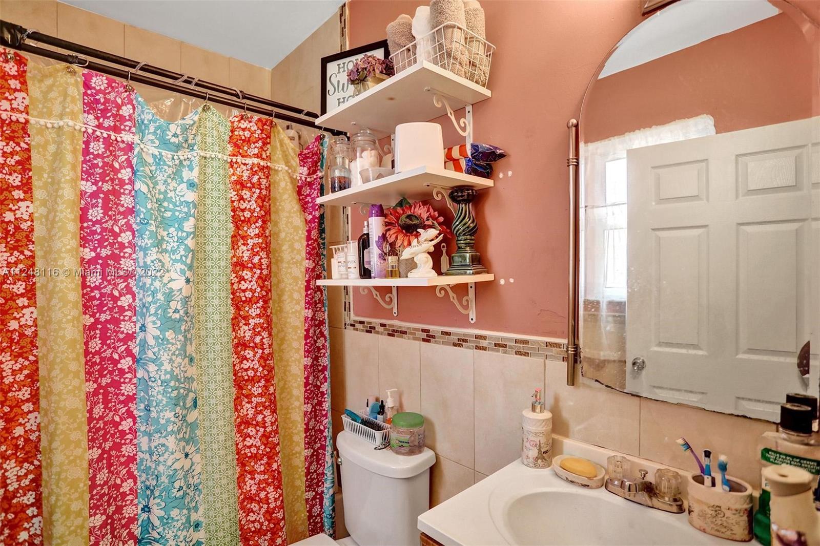 Listing Photo 17