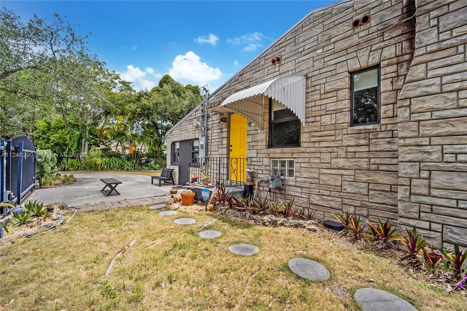 Listing Photo 13