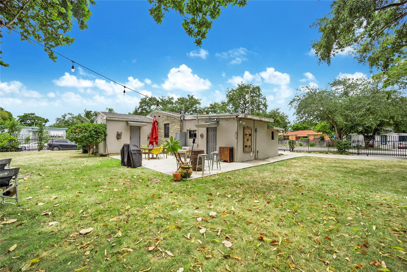 Listing Photo 14