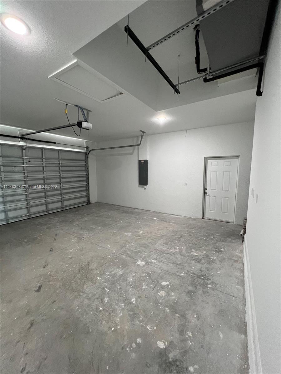 Listing Photo 28