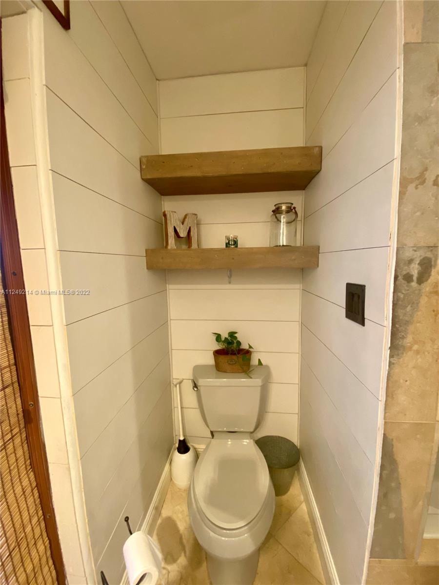Listing Photo 16