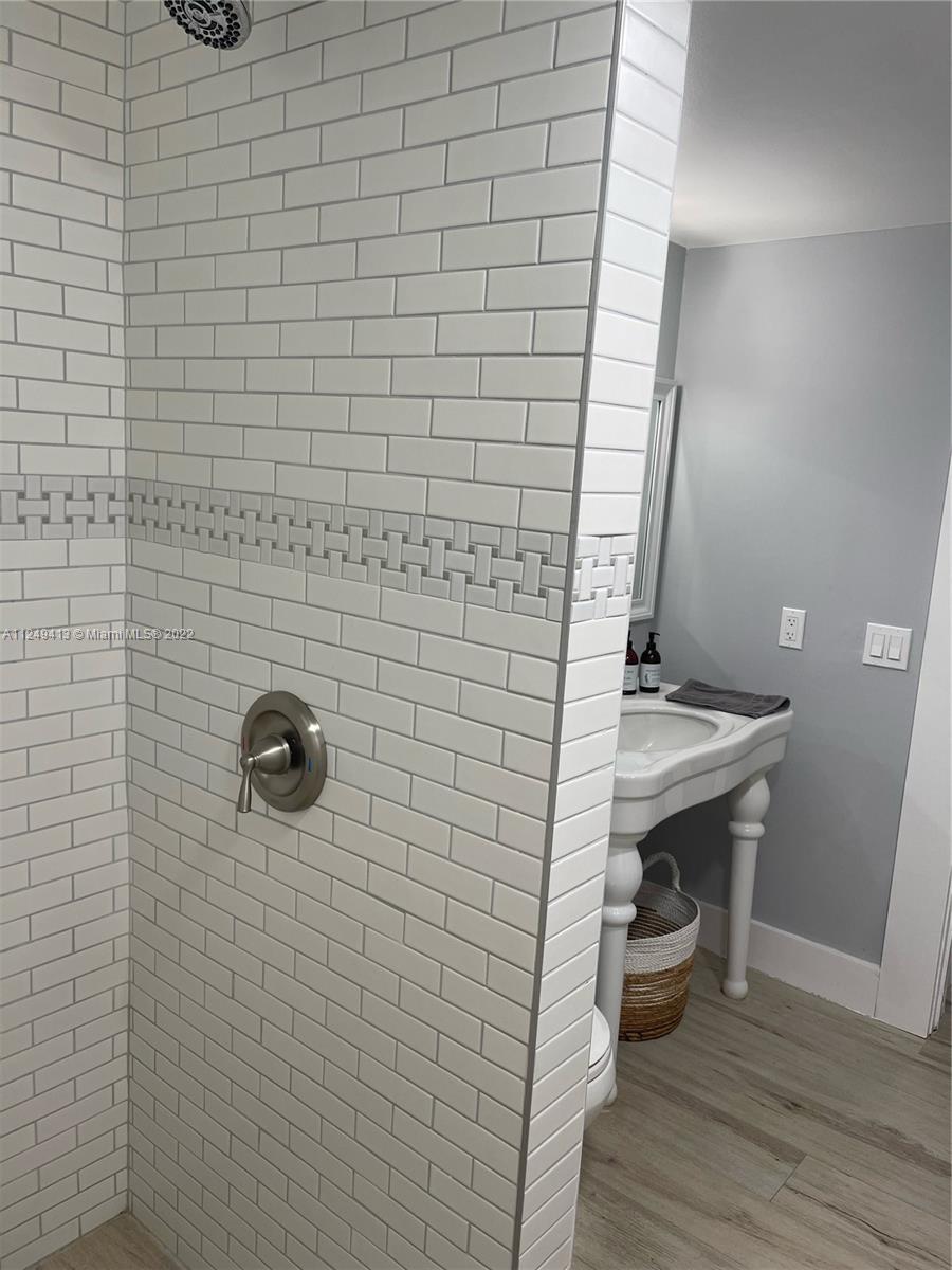 lower Suite Bathroom