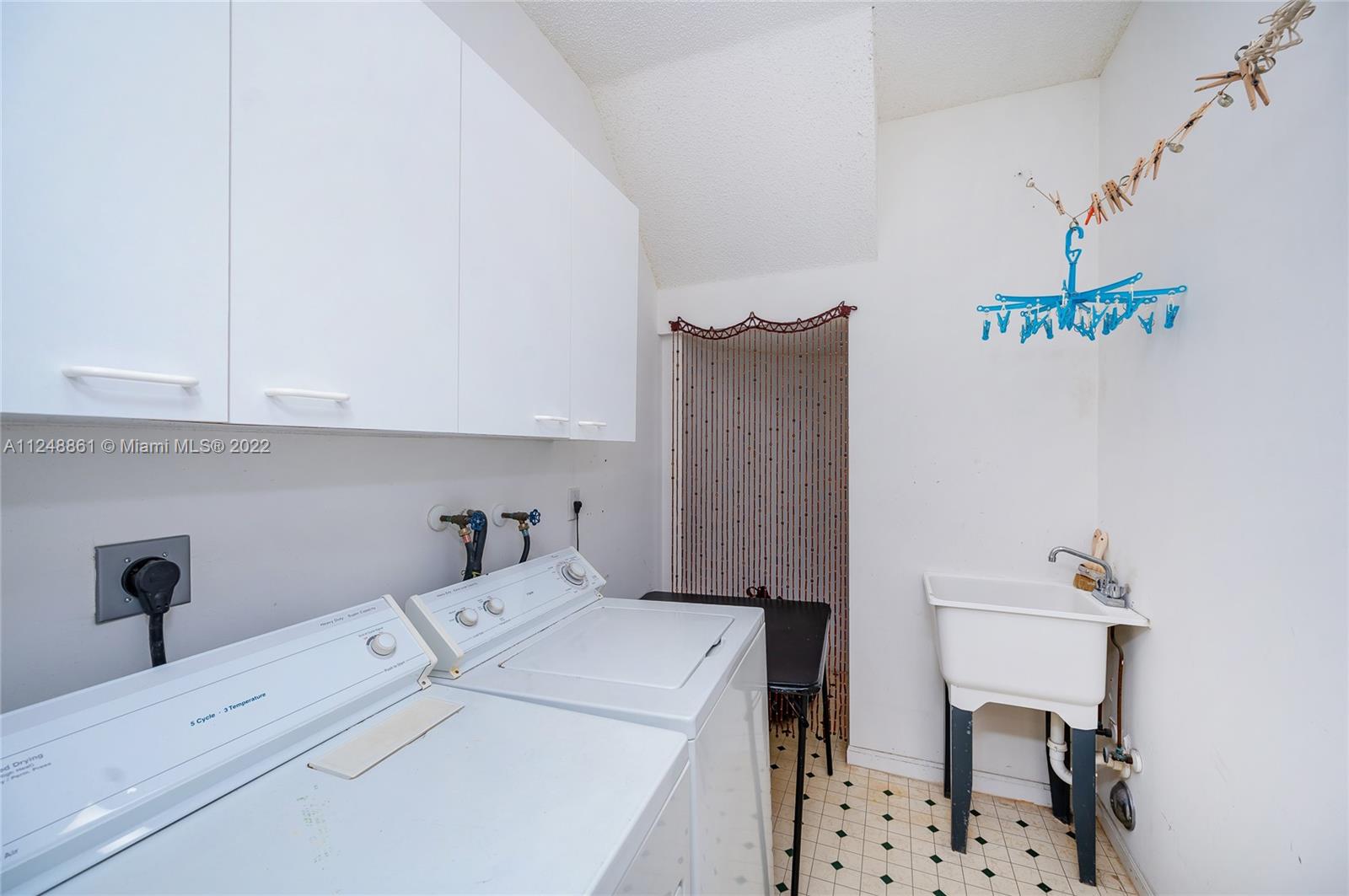 Listing Photo 25