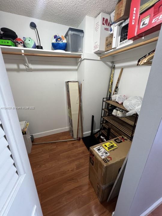 Listing Photo 14