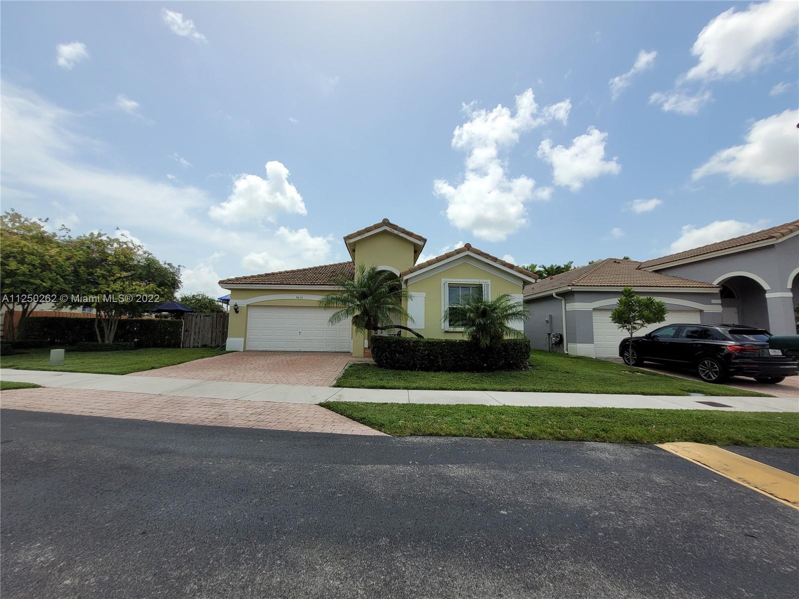 4636 NW 95th Ave  For Sale A11250262, FL