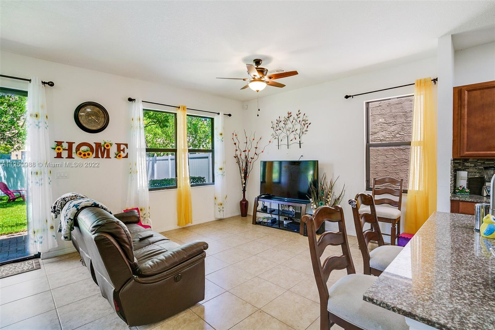 Listing Photo 14