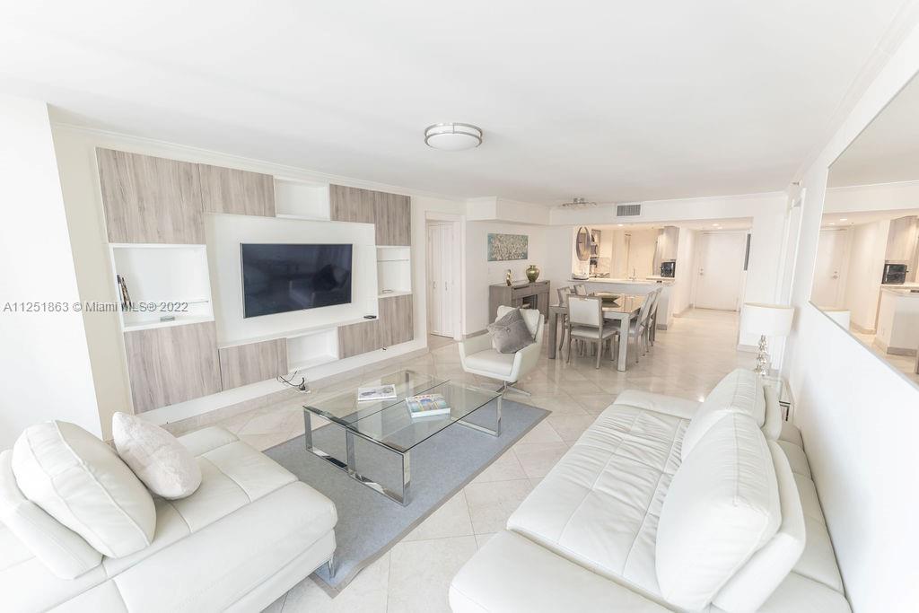 Photo 2 of Venetia Condo Apt A-3041 in Miami - MLS A11251863