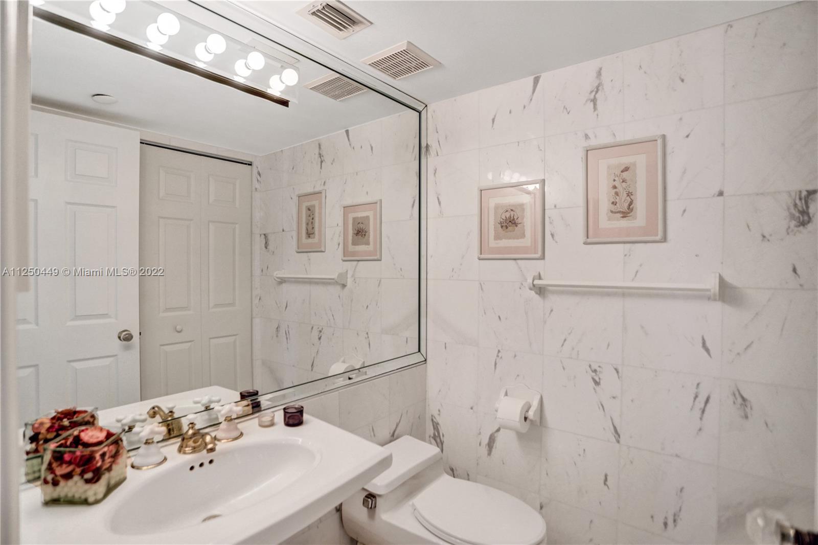 Powder room