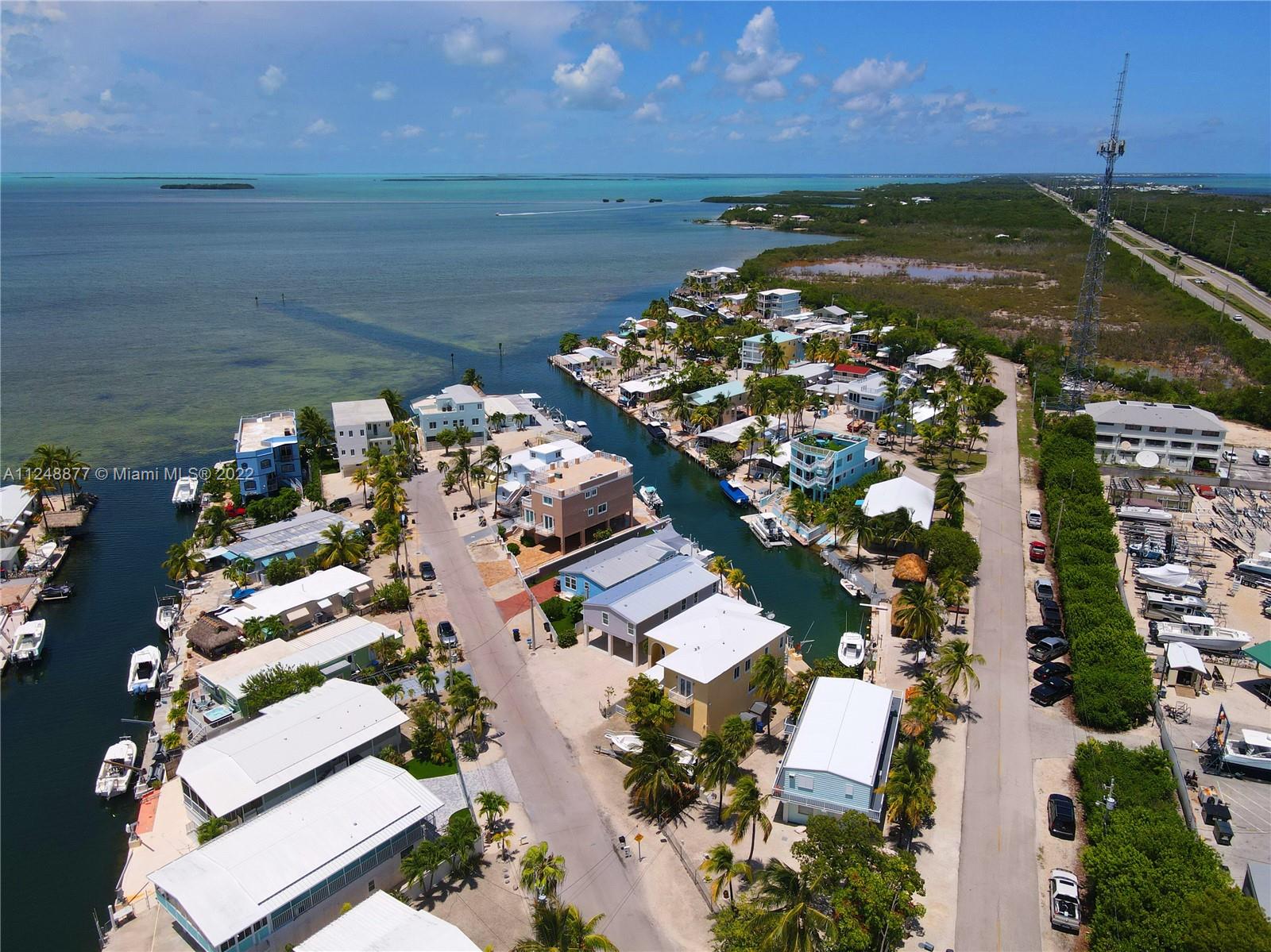 Hammer Point is at the South tip of Key Largo. Minutes to Florida City, and an hour from Miami.