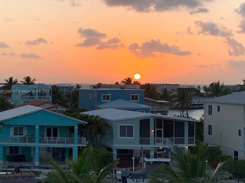 2nd floor Exterior front
Sunset view