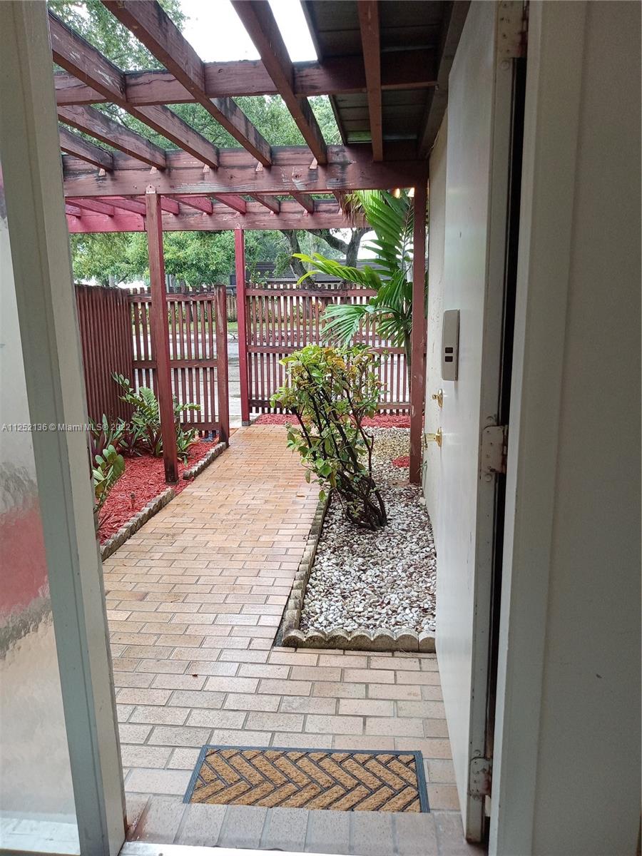 Listing Photo 13