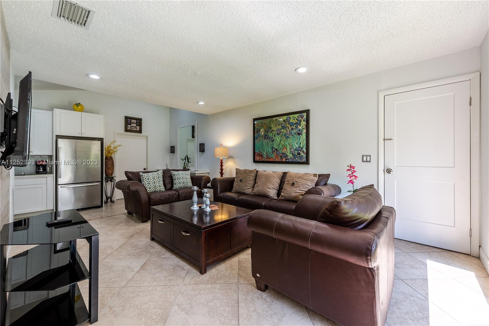 Fully equipped laundry room