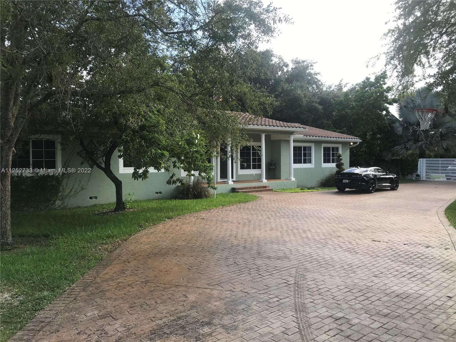 Photo 1 of 9890 60th St in Miami - MLS A11252733