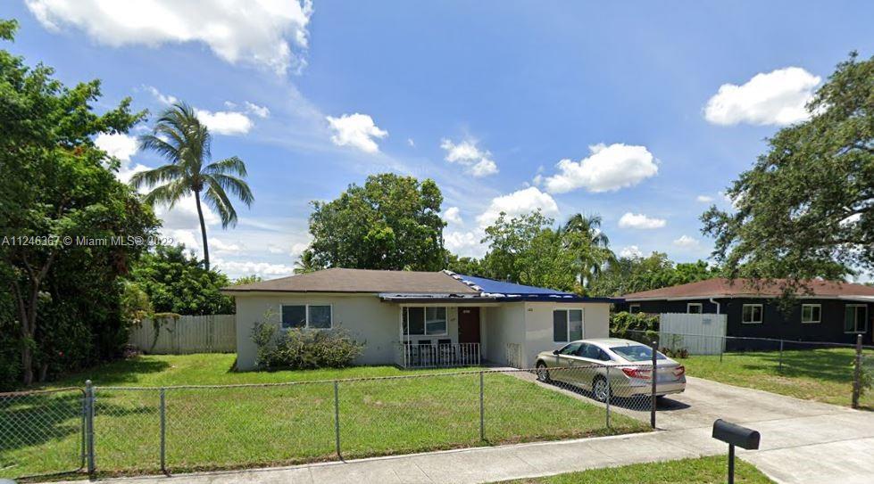 1821 SW 42nd Ave  For Sale A11246367, FL