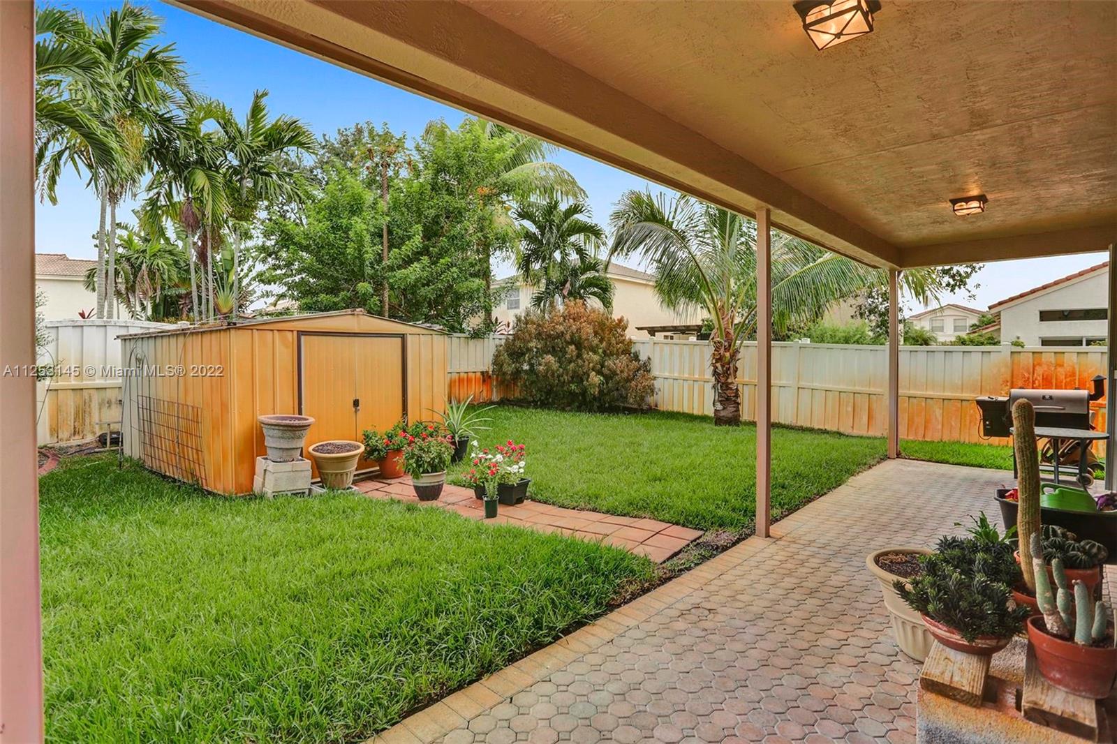 Listing Photo 9