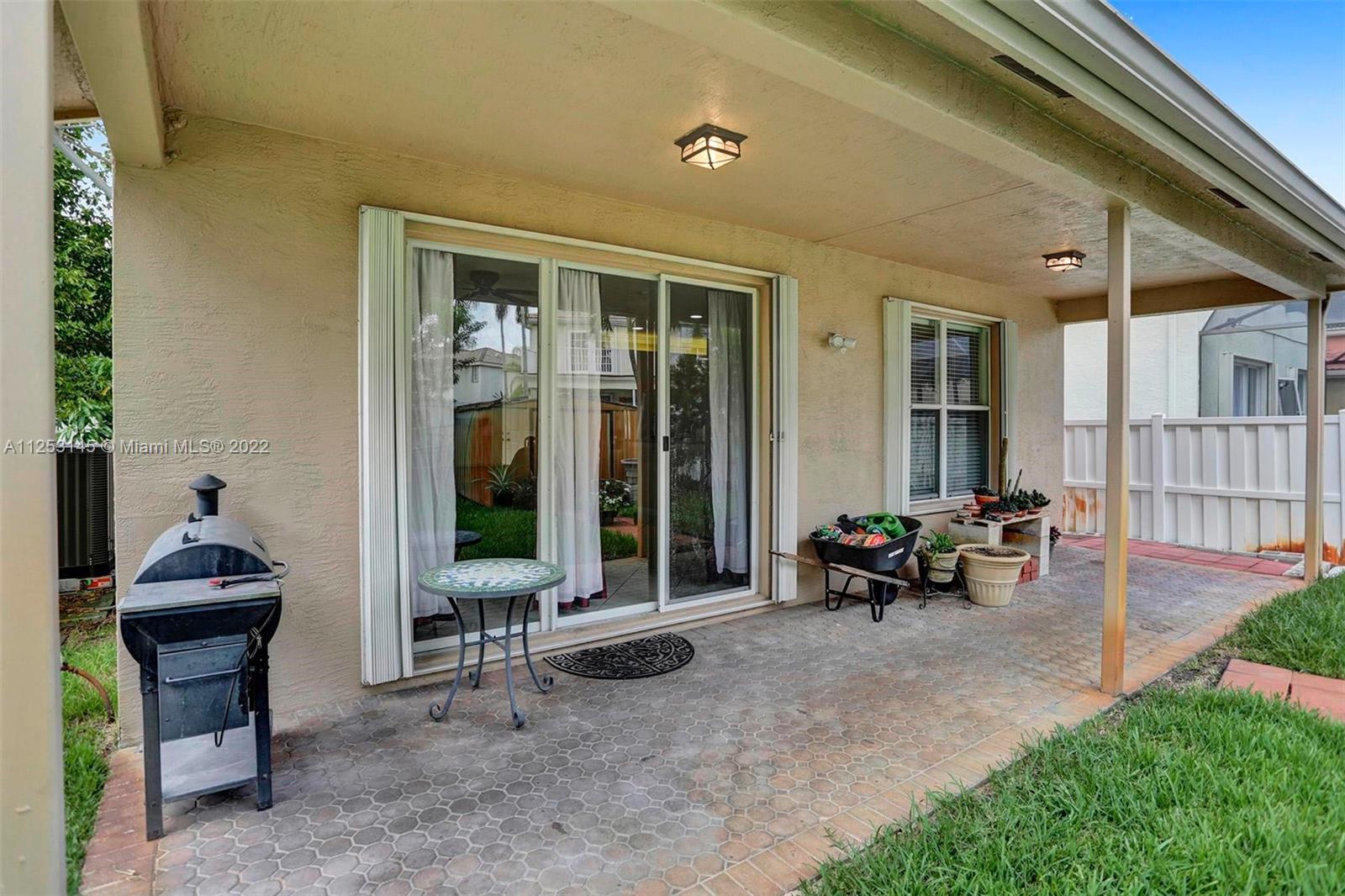 Listing Photo 16
