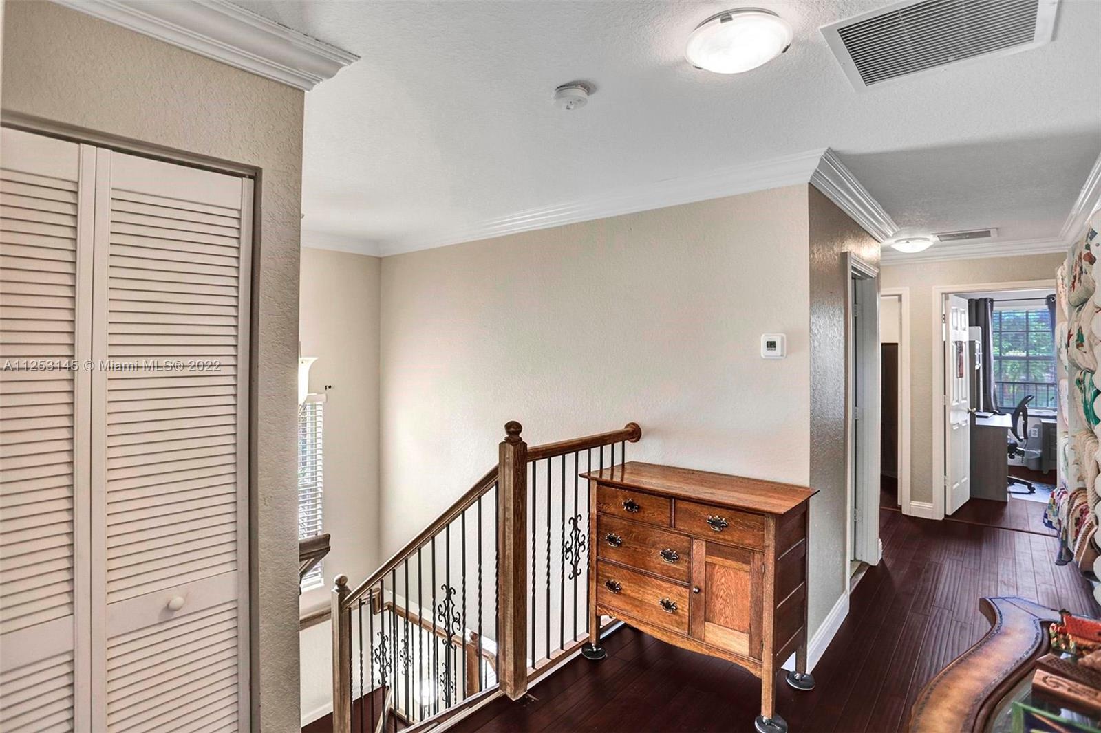 Listing Photo 17