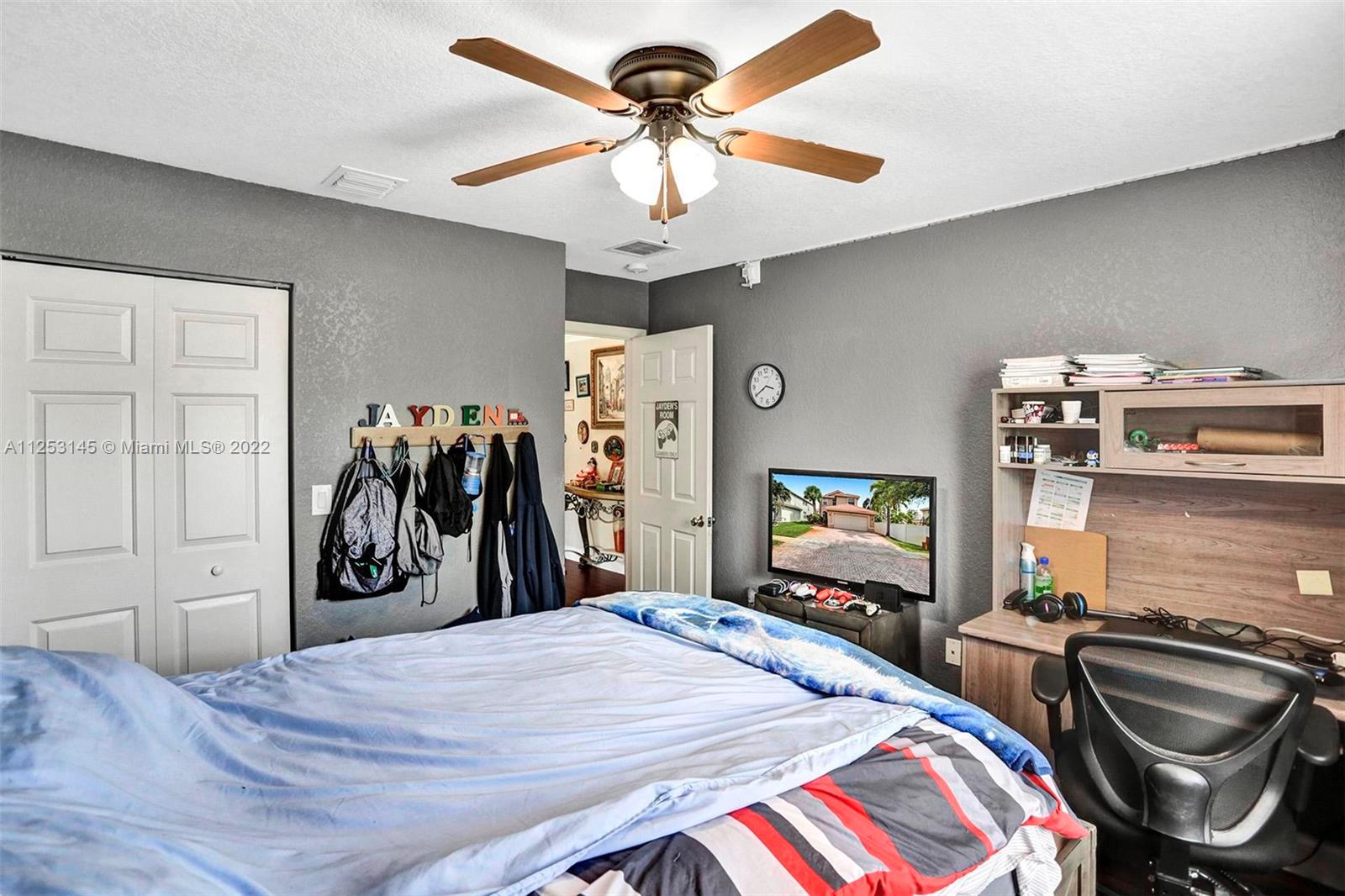 Listing Photo 20