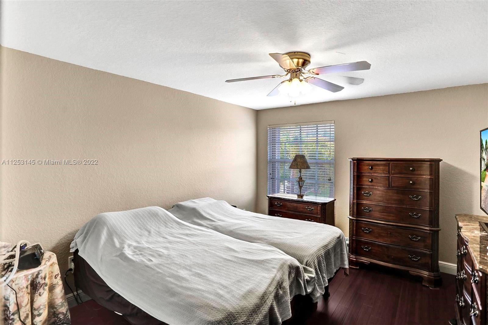 Listing Photo 37