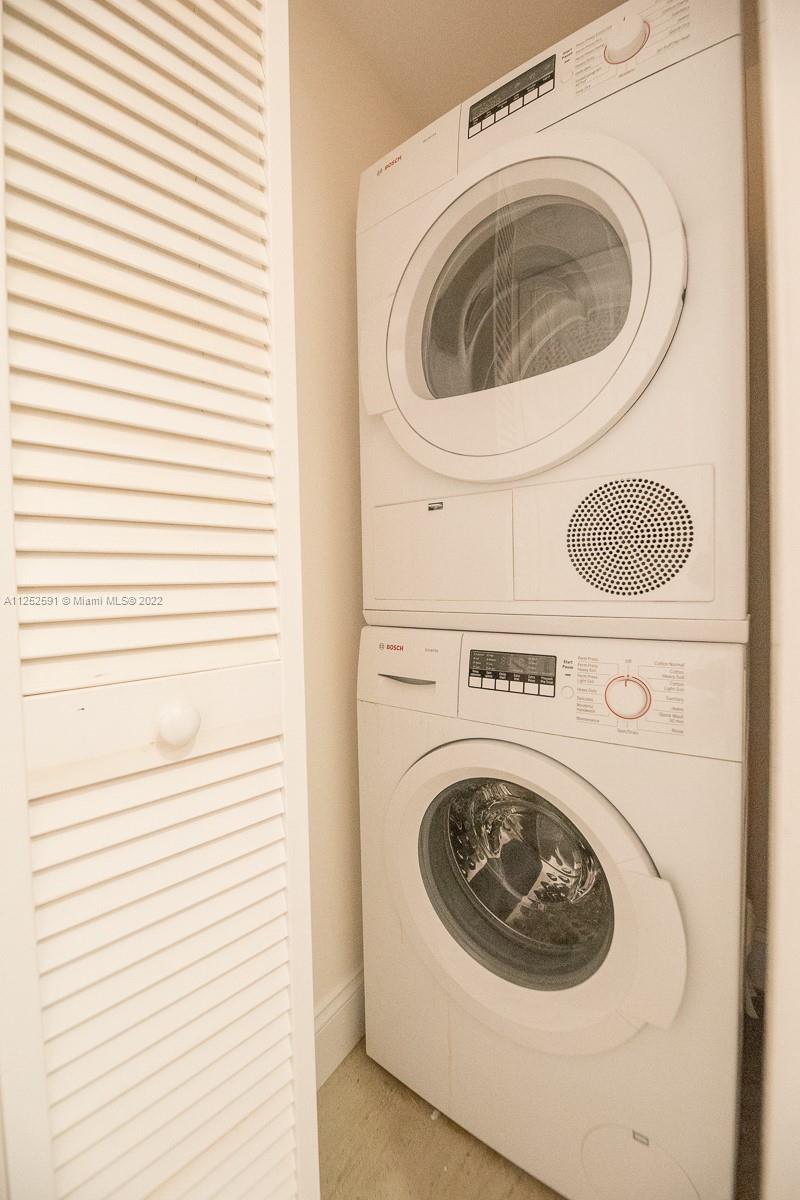 washer and dryer in unit