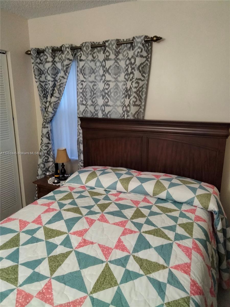 Listing Photo 6