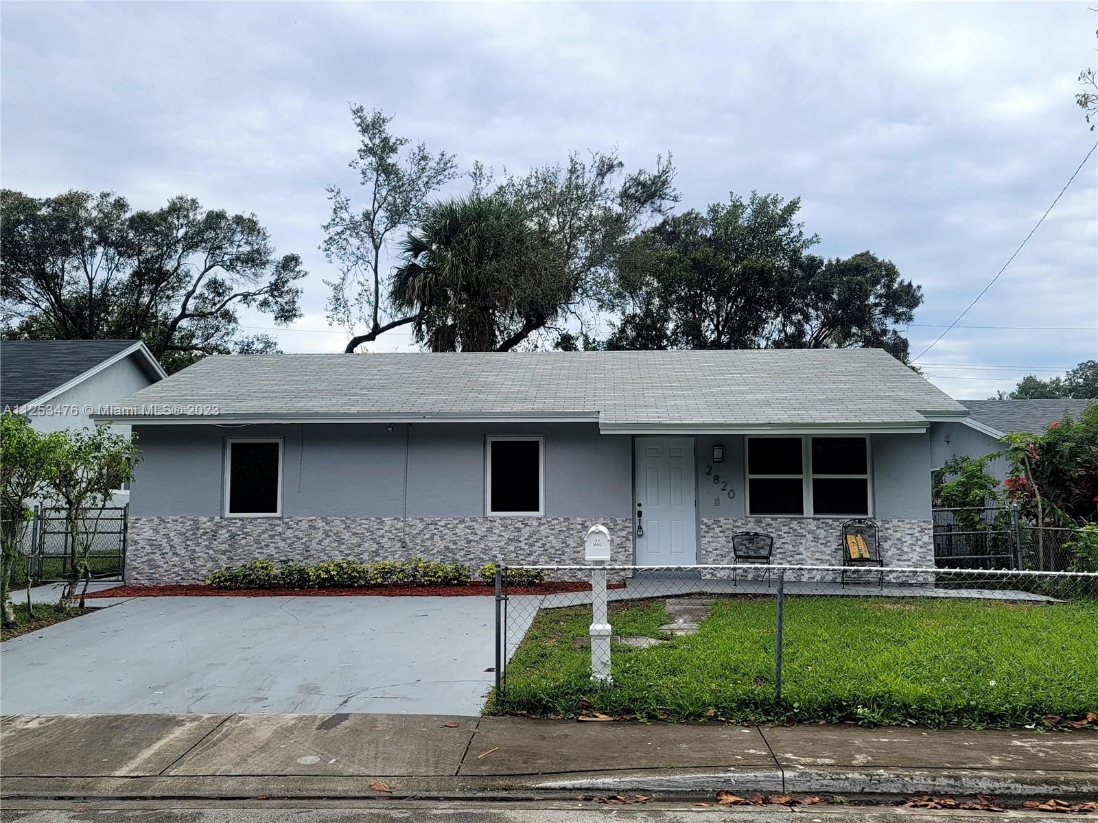 2820 NW 8TH CT  For Sale A11253476, FL