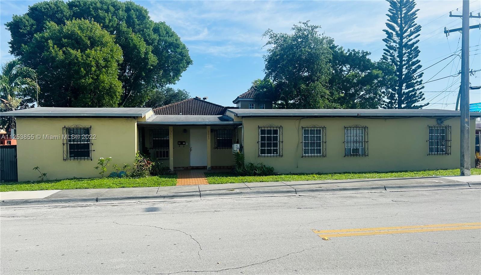 Undisclosed For Sale A11253855, FL