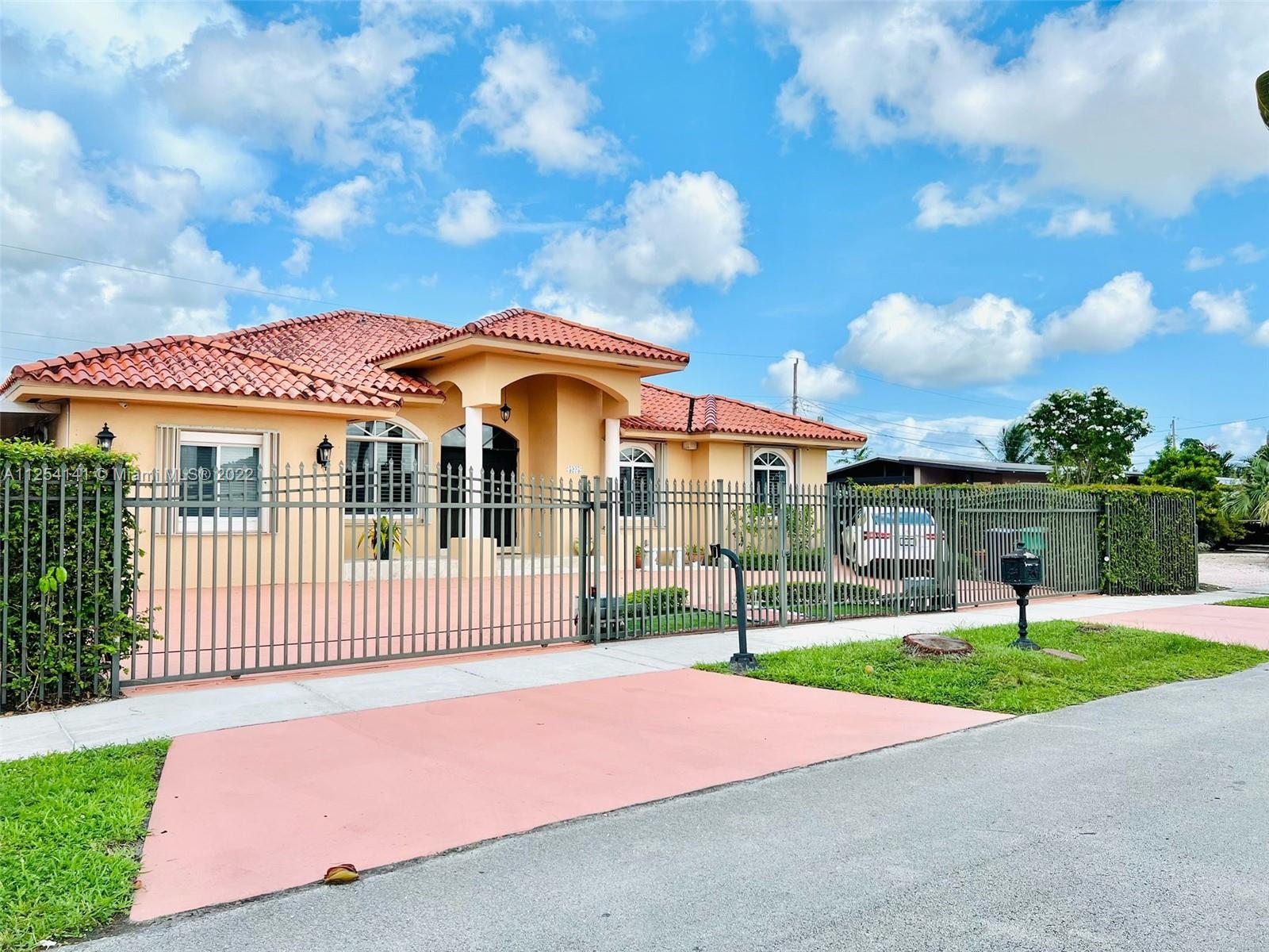 Photo 2 of 5225 117th Ave in Miami - MLS A11254141