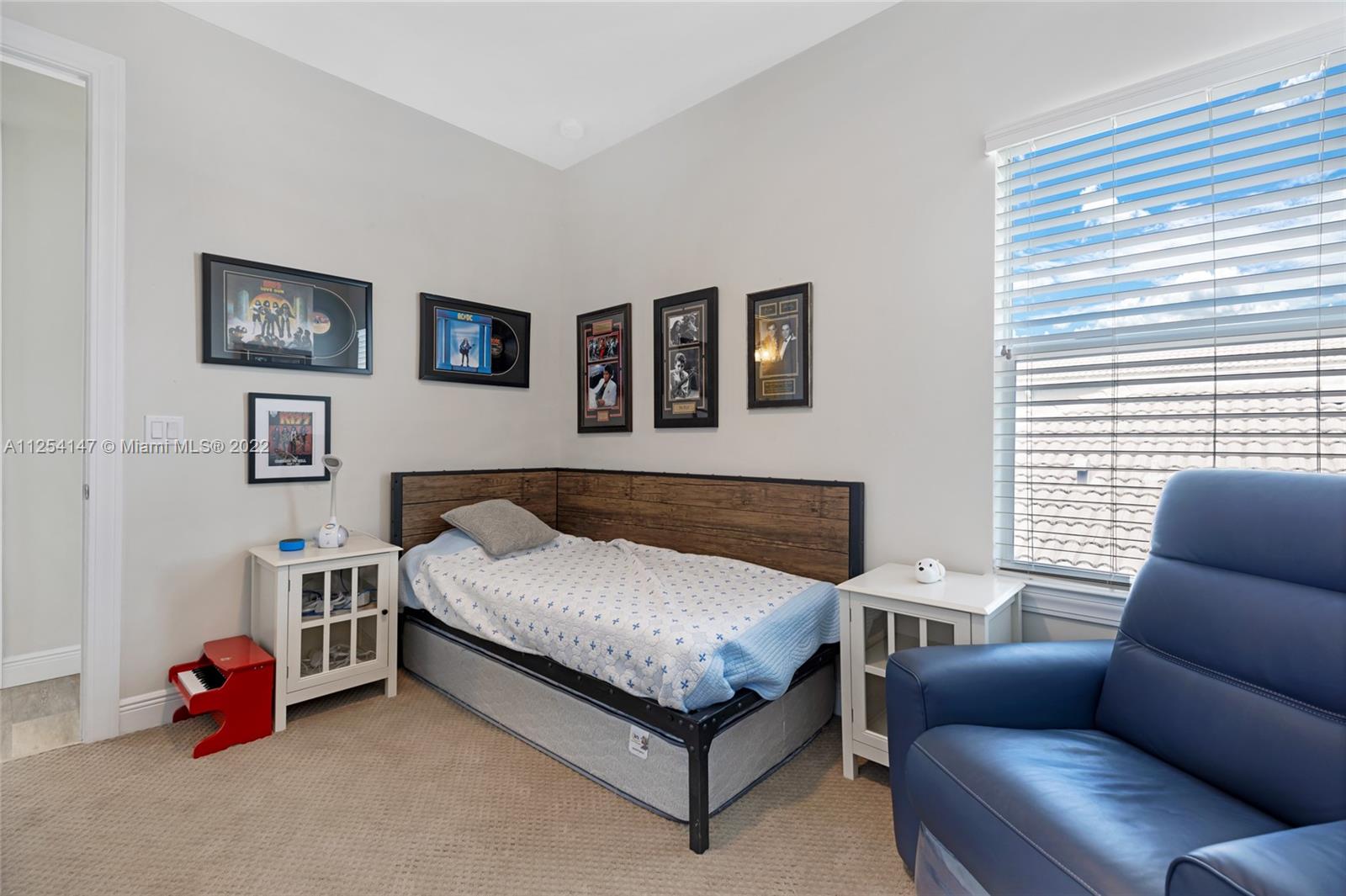 Listing Photo 34