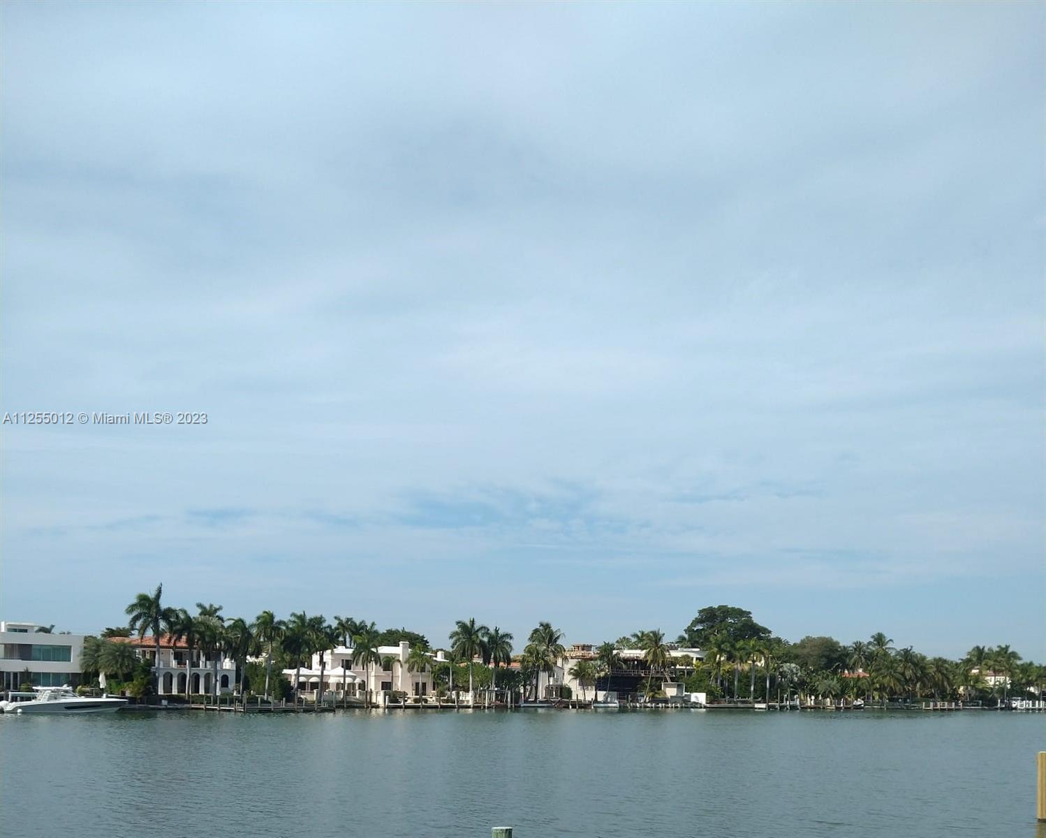 5600 Collins 10C, Miami Beach, FL 33140