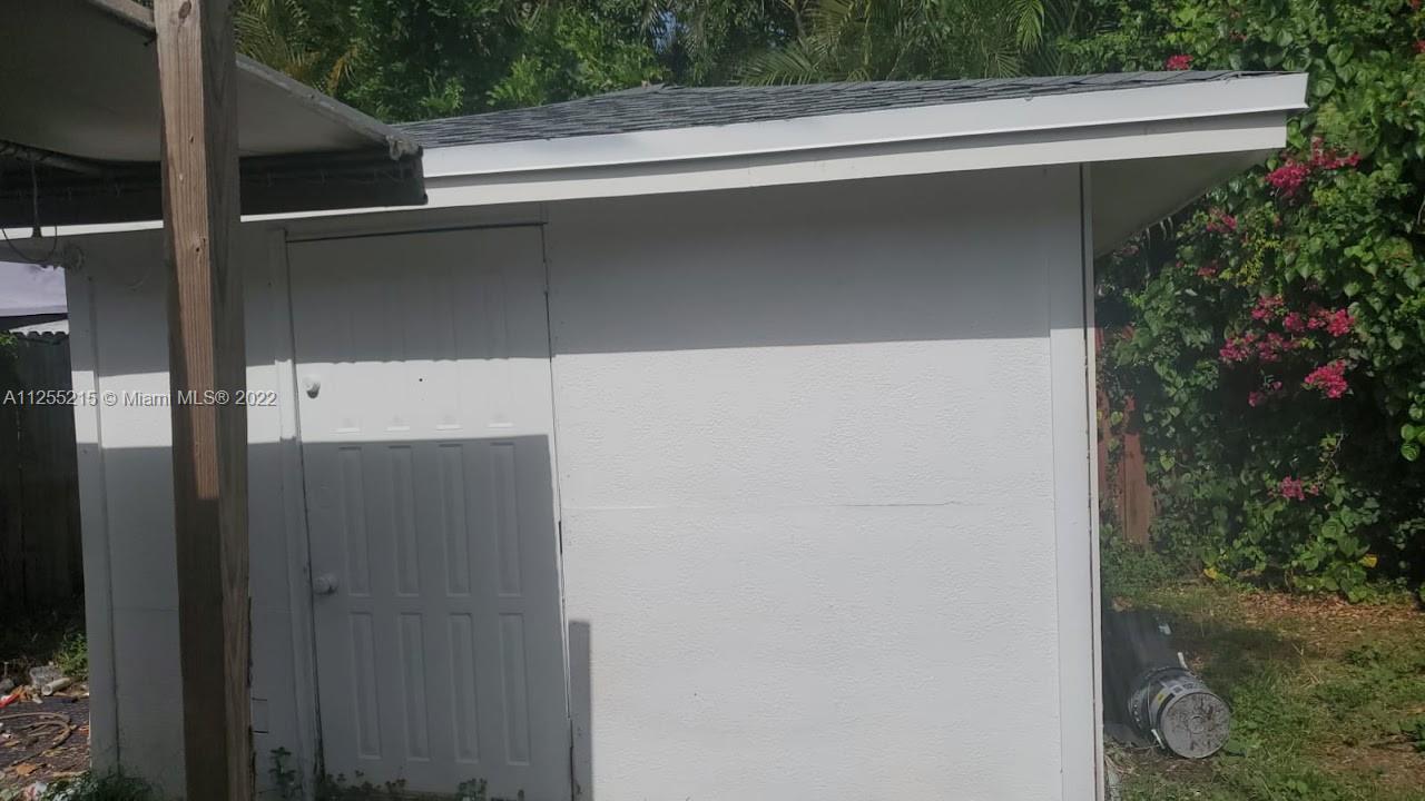Listing Photo 9