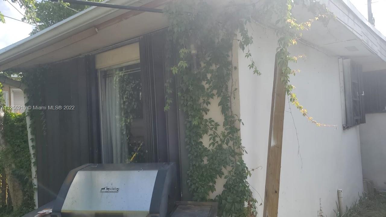 Listing Photo 10