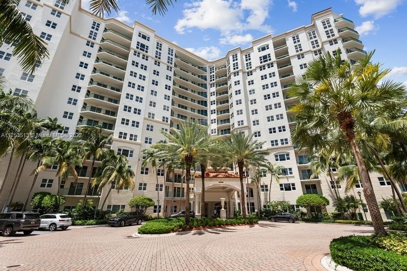 20000 E Country Club Dr #310 For Sale A11253513, FL