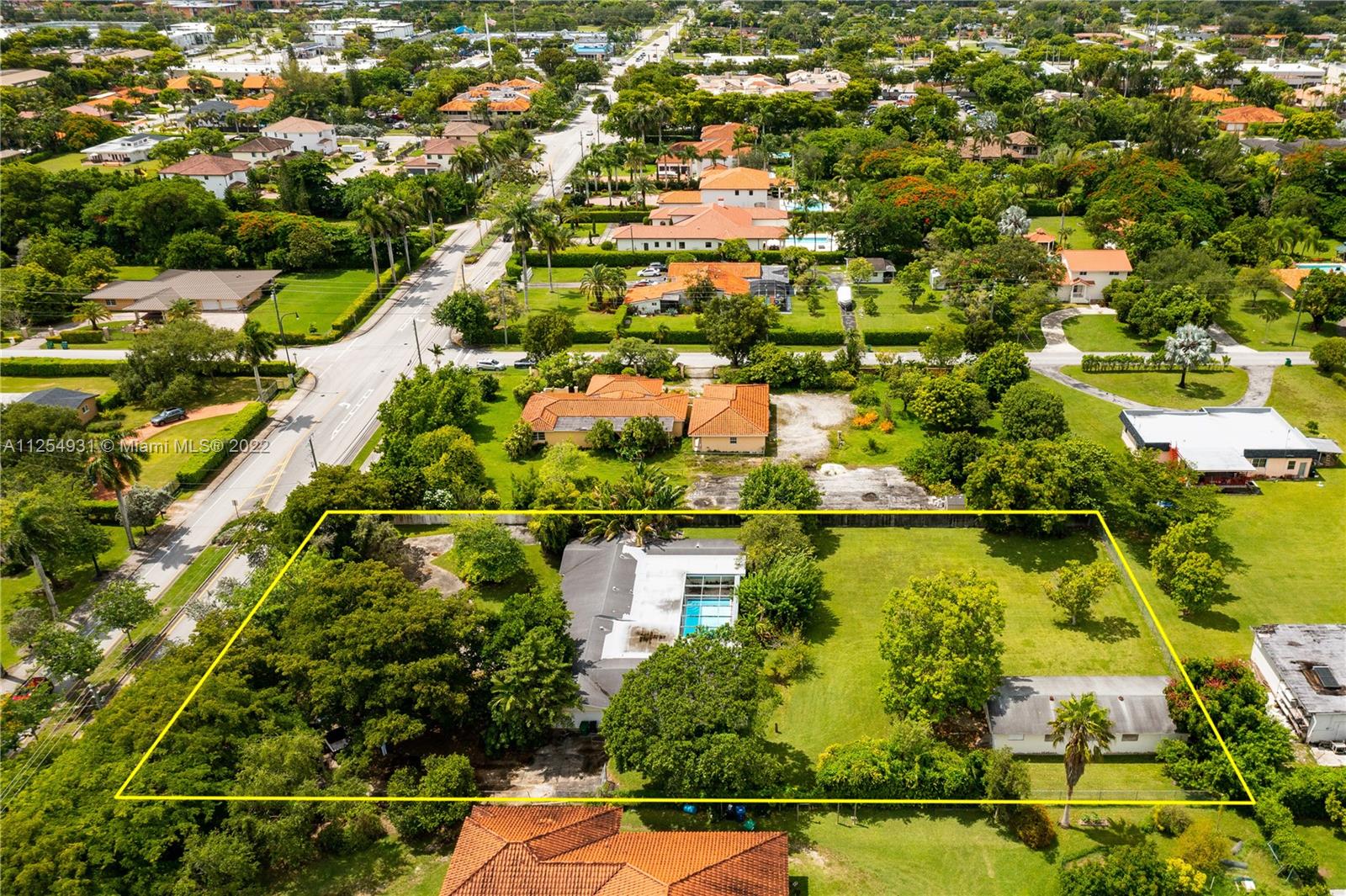 Listing Photo 9
