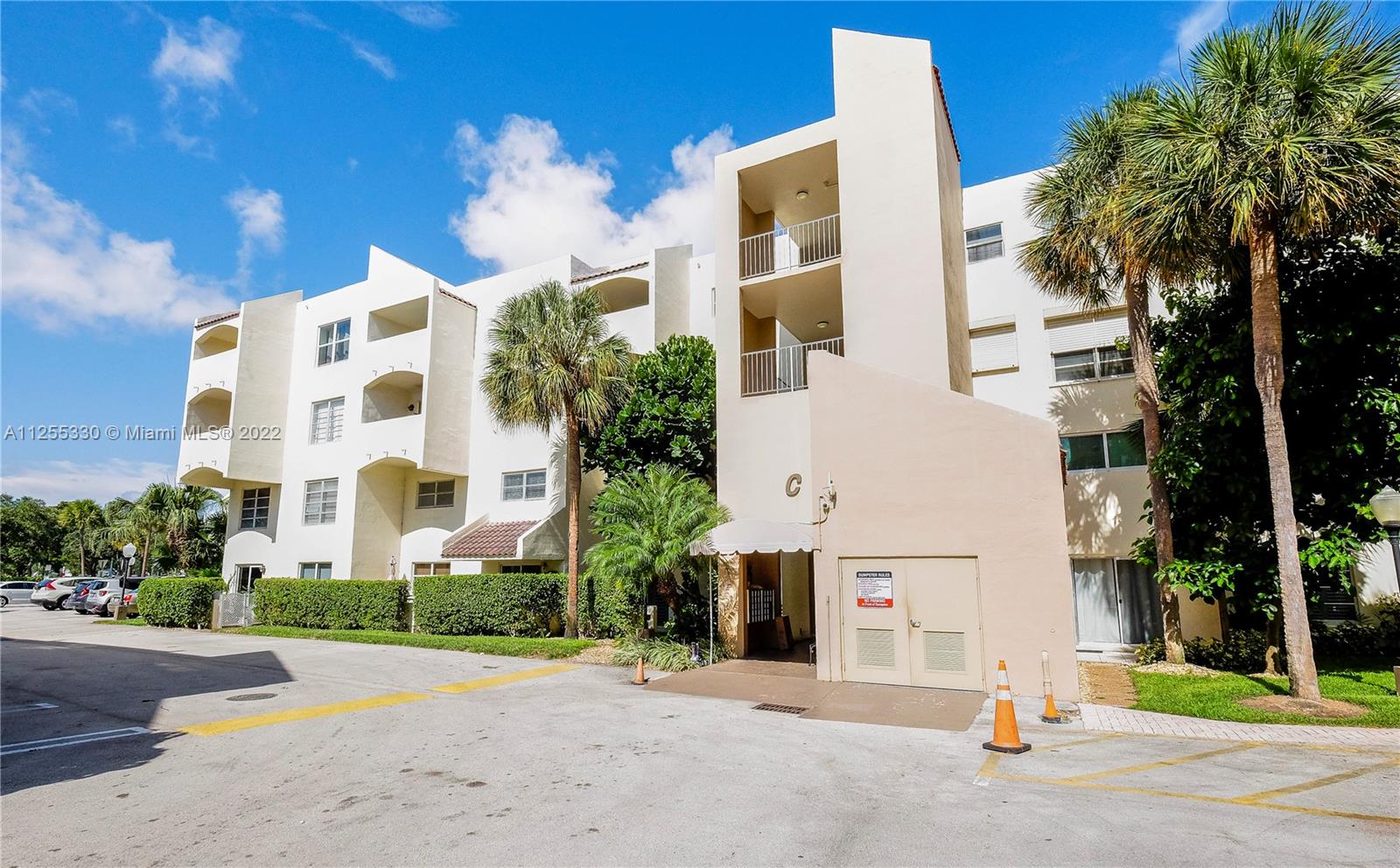 POMPANO BEACH CONDOS