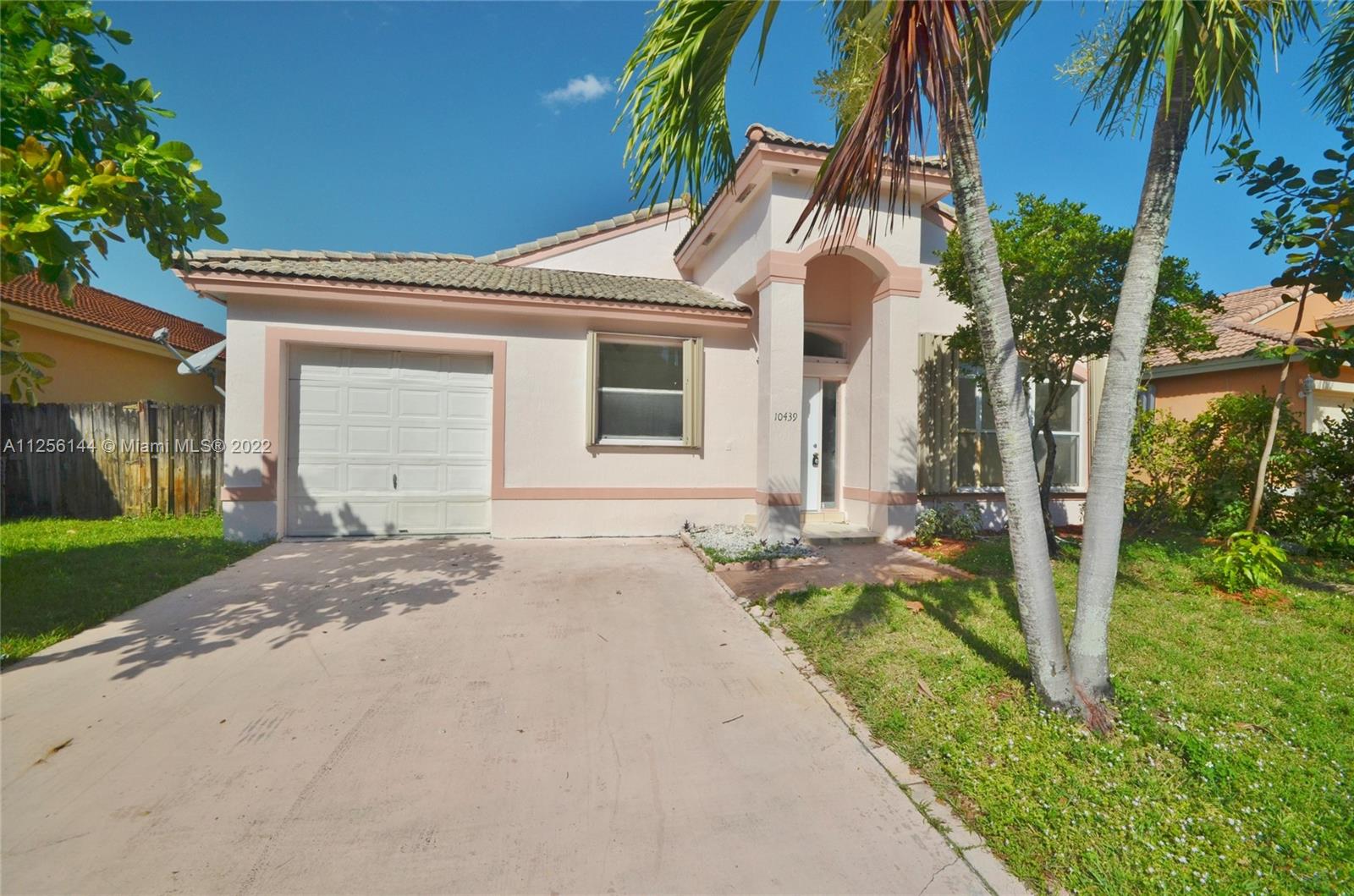 Listing Photo 1