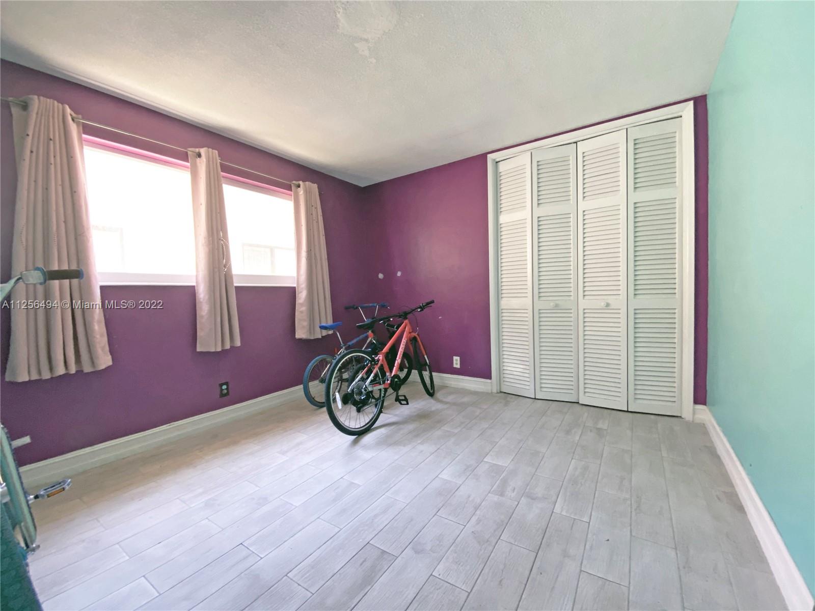 Listing Photo 16