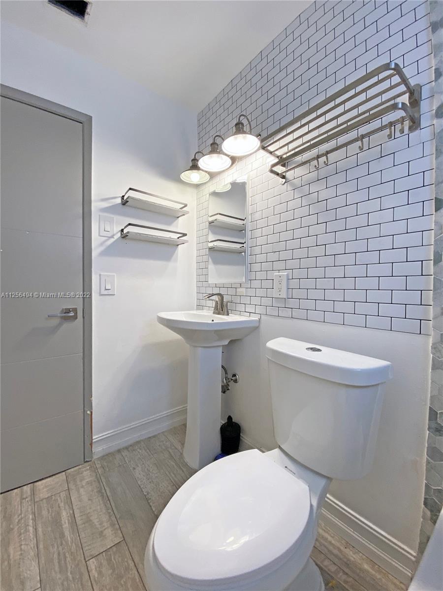 Listing Photo 18