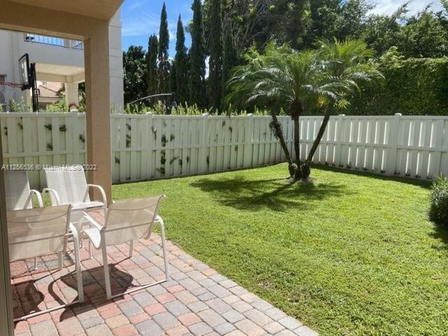 Listing Photo 11