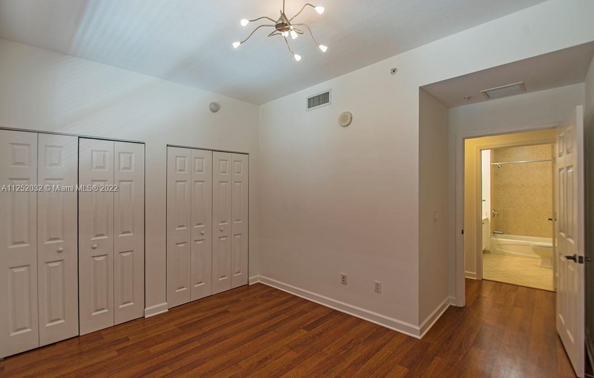 8395 SW 73rd Ave 425, Miami, Florida 33143, 2 Bedrooms Bedrooms, ,2 BathroomsBathrooms,Residentiallease,For Rent,8395 SW 73rd Ave 425,A11252032