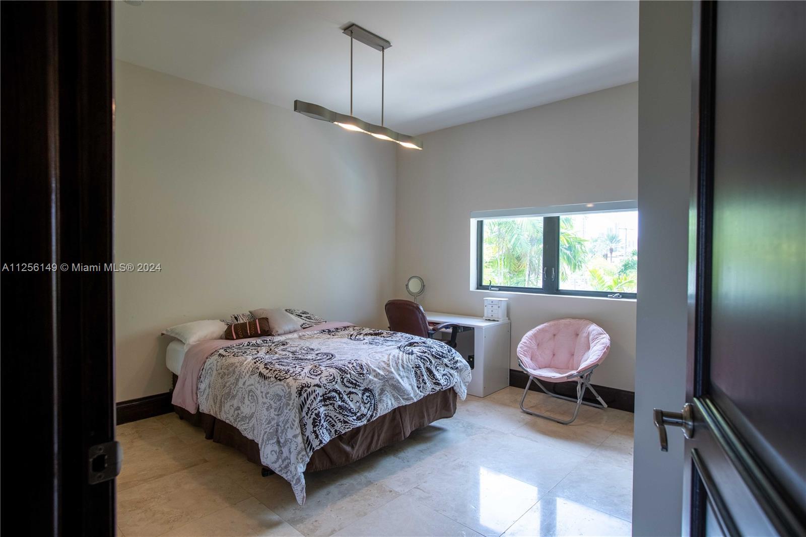 Listing Photo 22