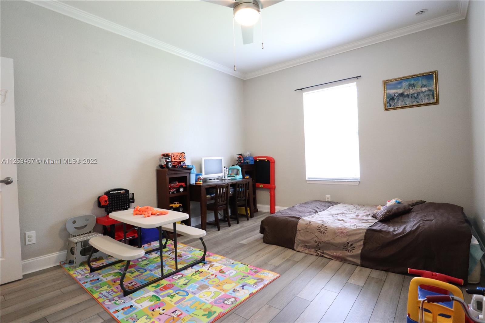 Listing Photo 20