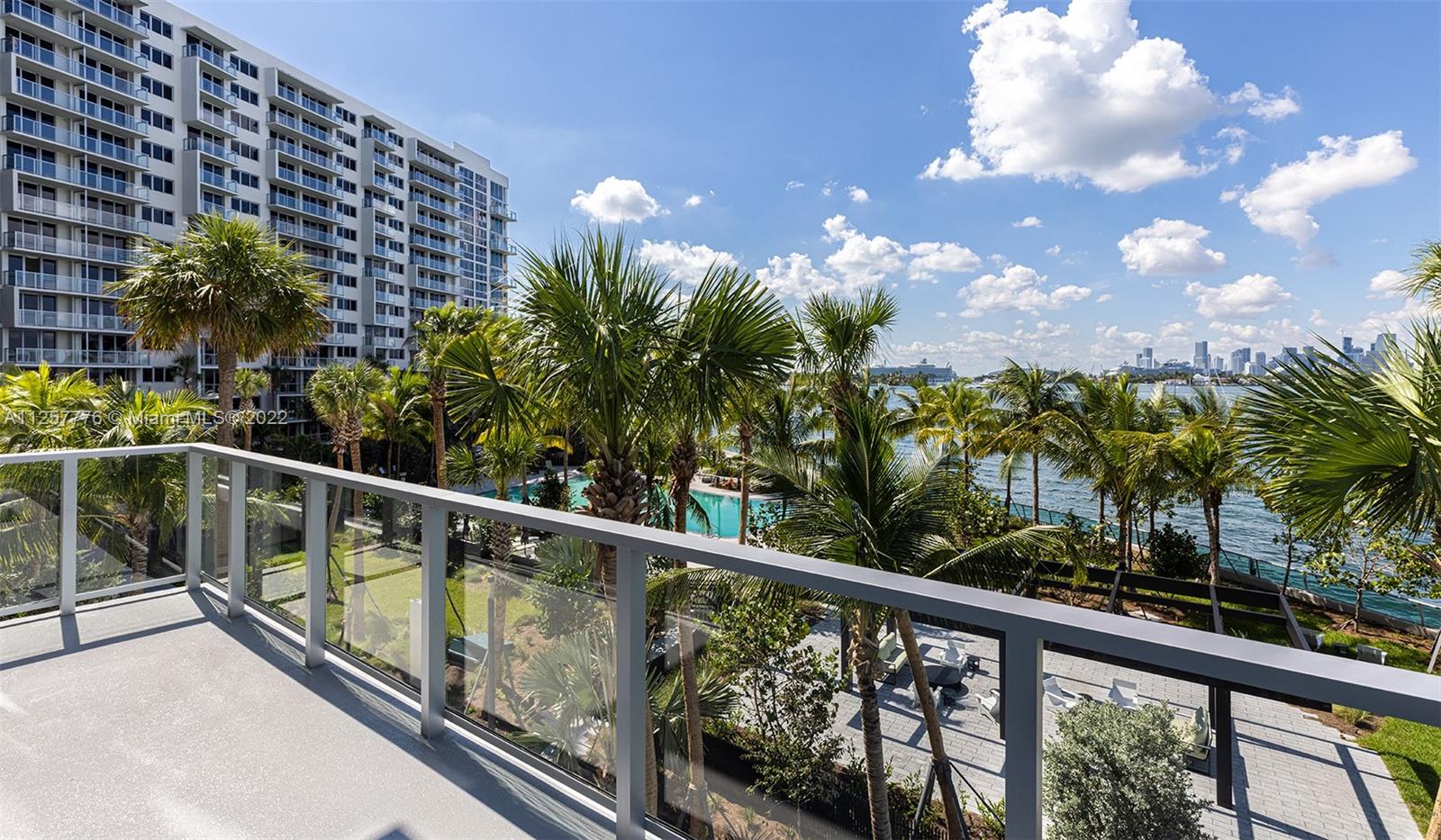 1504 Bay Rd N-0701