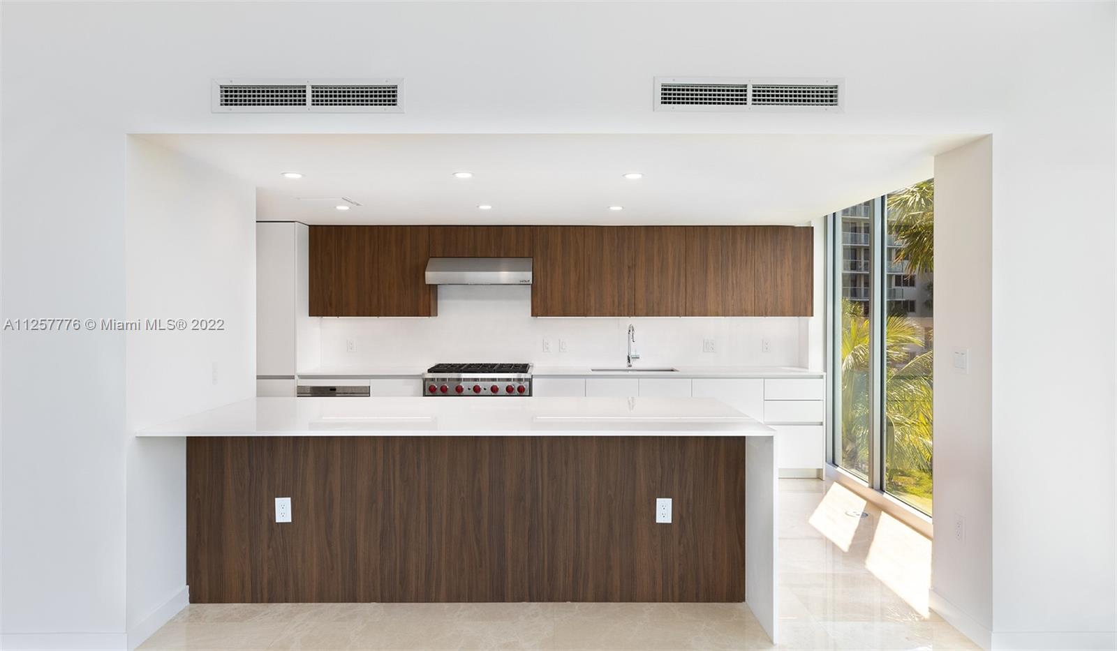 1504 Bay Rd N-0701