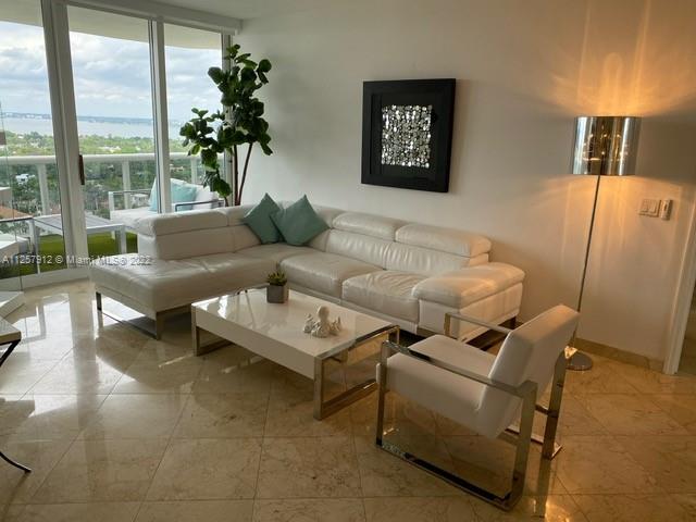 Listing Image 4775 Collins Ave #2106