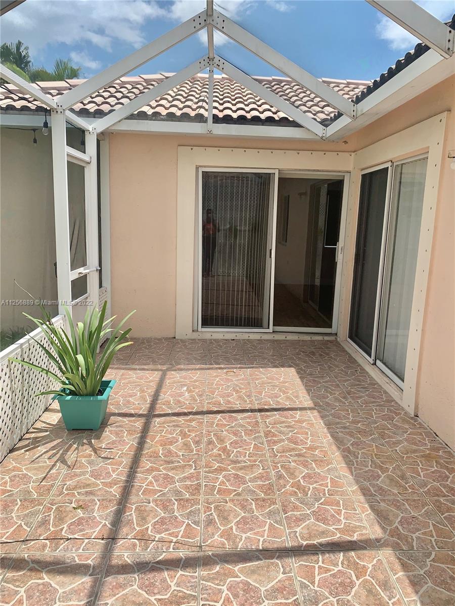 Listing Photo 14